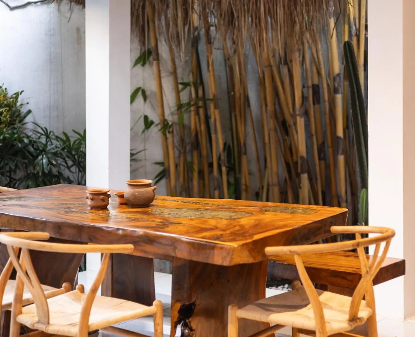 Villa Arev Kerobokan  Kerobokan (Bali)